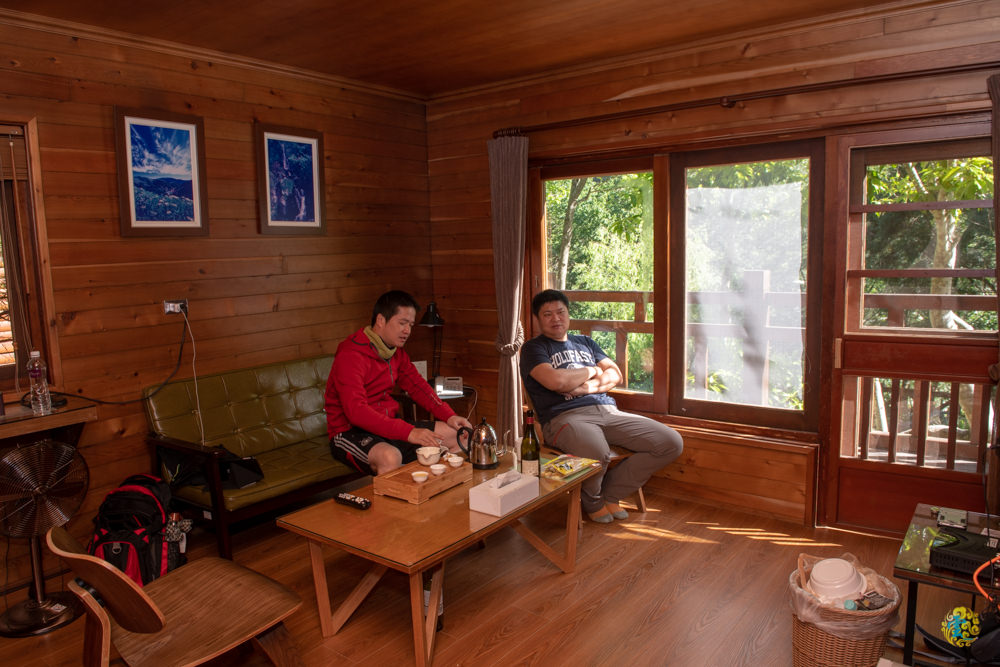 谷關民宿推薦》台中商旅台中八仙山莊 - 螢河與銀河圍繞的渡假小木屋 - 時空幻境 凌雲江海清