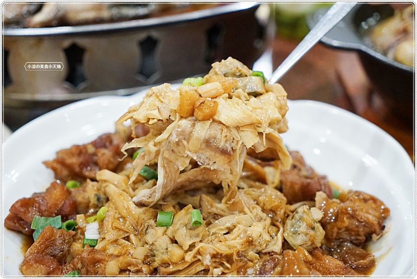 2022圍爐年菜外帶推薦║漢口路人氣餐廳年菜外帶，總鋪師功夫菜澎湃上桌，除夕當日現做限量預購中！！