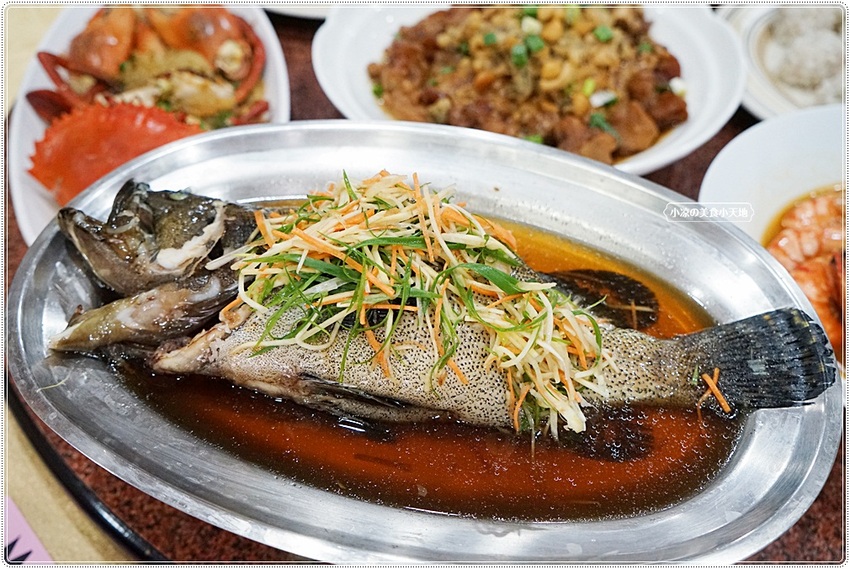 2022圍爐年菜外帶推薦║漢口路人氣餐廳年菜外帶，總鋪師功夫菜澎湃上桌，除夕當日現做限量預購中！！