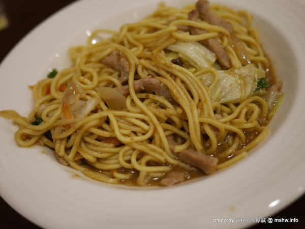 炒飯超人：【食記】台中炒飯超人 漢口旗艦店@北區曉明女中&大潤發 : 飯麵都不差, 有及格…