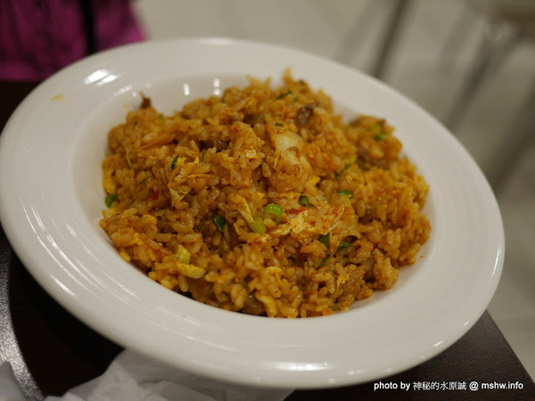 炒飯超人：【食記】台中炒飯超人 漢口旗艦店@北區曉明女中&大潤發 : 飯麵都不差, 有及格…