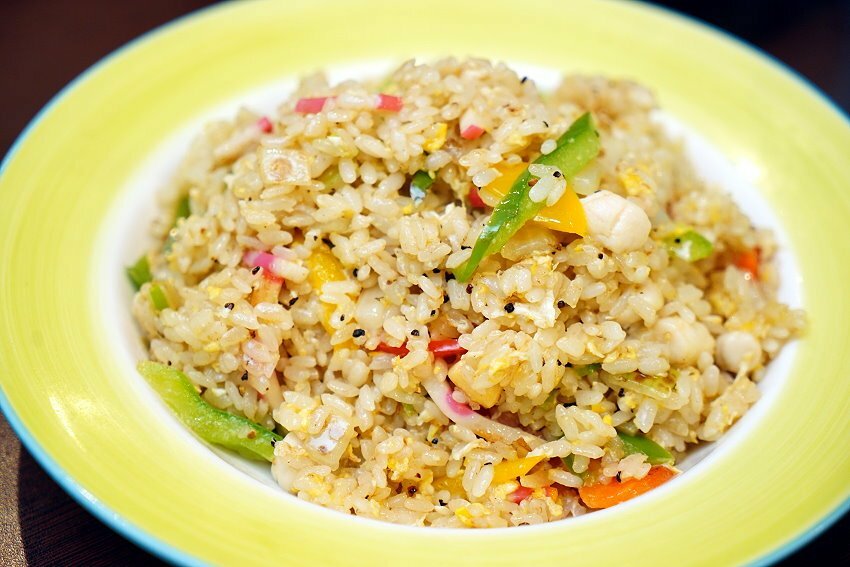 【台中美食】炒飯超人．份量十足、口味好的人氣炒飯!