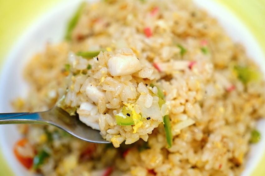 【台中美食】炒飯超人．份量十足、口味好的人氣炒飯!