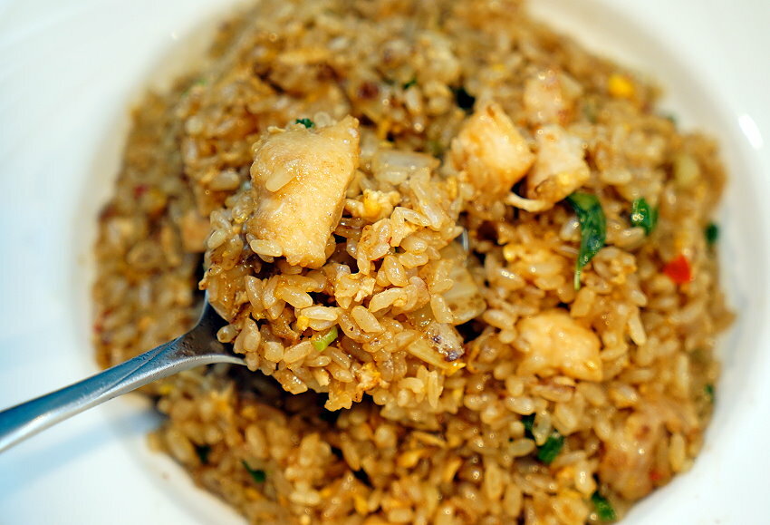 【台中美食】炒飯超人．份量十足、口味好的人氣炒飯!