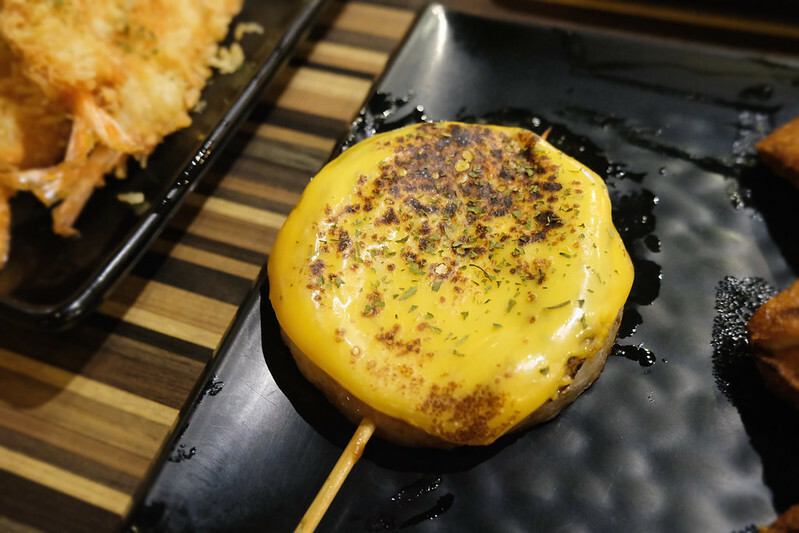 台北中山區串燒|燒鳥串道吉林店,平價又飽足,免費柴魚拌飯+茶泡飯吃到飽!