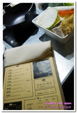 肉普普 石頭•涮涮鍋：五分埔火鍋．鍋會噗噗．肉不普普的石頭小火鍋──肉普普石頭涮涮鍋