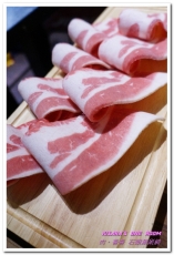 肉普普 石頭•涮涮鍋：五分埔火鍋．鍋會噗噗．肉不普普的石頭小火鍋──肉普普石頭涮涮鍋