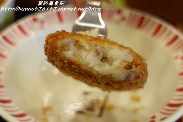 すき家SUKIYA(三重菜寮店)：【新北三重區】新北市第一家平價牛丼飯『日本すき家丼飯(SUKIYA)』24小時不打烊、捷運菜寮站~