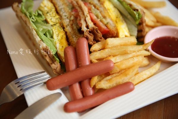 Moo Boo沐佈咖啡：MooBoo 沐佈咖啡。食尚玩家推薦,彰化第一間列印拉花咖啡,超萌超可愛的拉花咖啡,親民平價早午餐