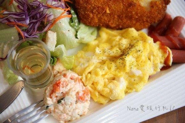 Moo Boo沐佈咖啡：MooBoo 沐佈咖啡。食尚玩家推薦,彰化第一間列印拉花咖啡,超萌超可愛的拉花咖啡,親民平價早午餐