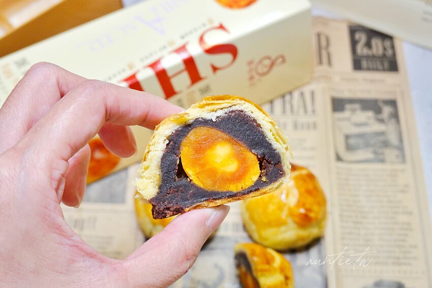 【台中】香格禮坊｜蛋黃酥的家，台中蛋黃酥名店，中秋要到了，還沒排隊前先嚐鮮！