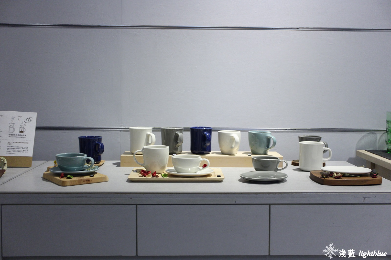 [ 圓山站美食 ] 淺藍 × Gacha Gacha 轉咖啡～讓扭蛋幫你決定今天喝什麼（免費wifi插座不限時）