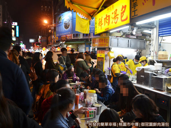 御冠園鮮肉湯包03-用餐區