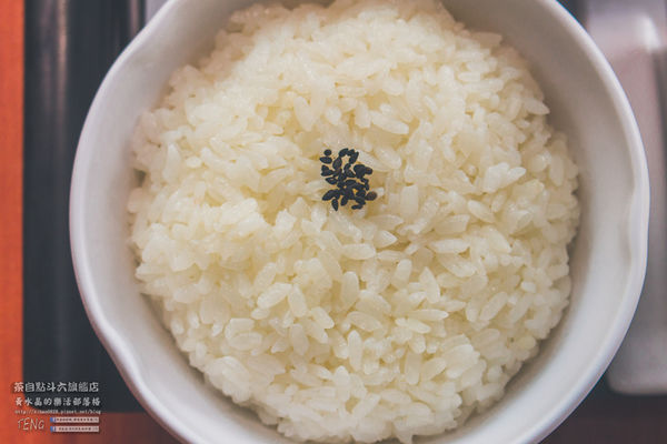 茶自點複合式餐飲斗六旗艦店【雲林美食】|雲林斗六用餐聚會首選場地;來這COSPLAY讓你一秒變格格,瞬間當皇帝。