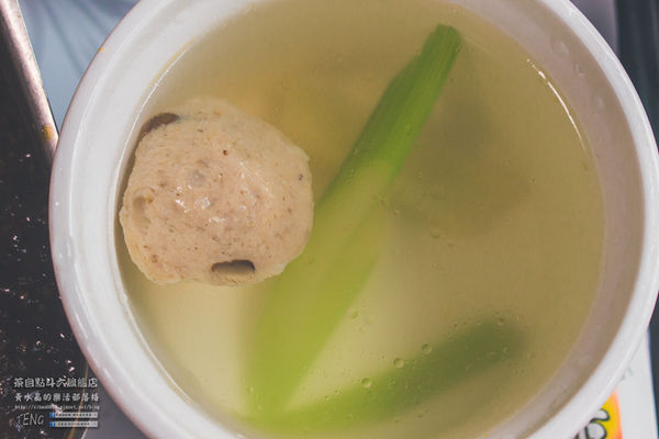 茶自點複合式餐飲斗六旗艦店【雲林美食】|雲林斗六用餐聚會首選場地;來這COSPLAY讓你一秒變格格,瞬間當皇帝。