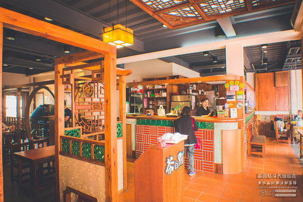 茶自點複合式餐飲斗六旗艦店【雲林美食】|雲林斗六用餐聚會首選場地;來這COSPLAY讓你一秒變格格,瞬間當皇帝。