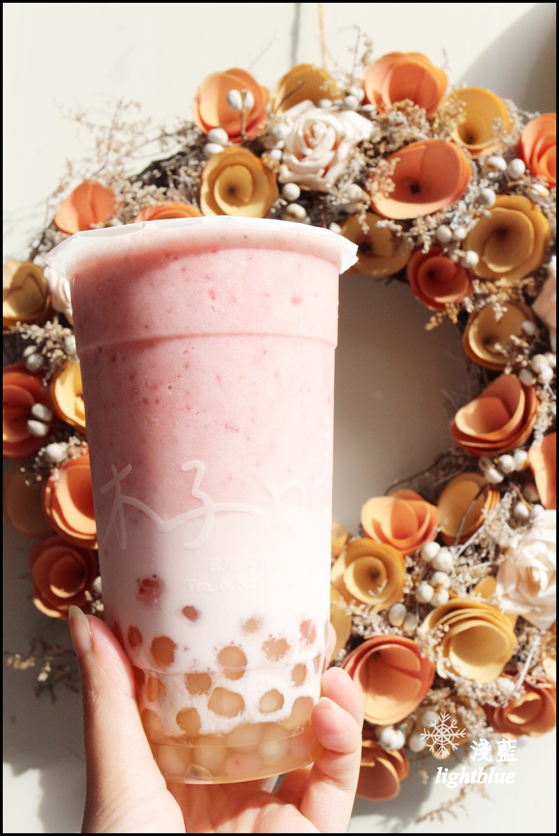 [ 大安站美食 ] 淺藍 × 木子日青 日嚐專賣店～隱藏版夢幻粉紅少女系草莓牛奶珍珠