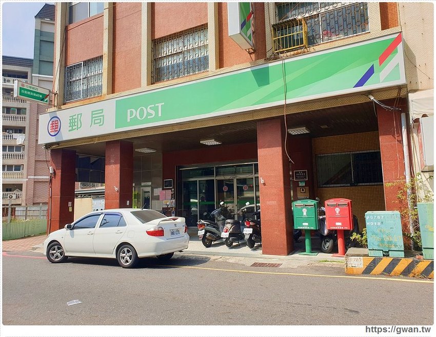 外觀低調生意超好，學生私藏口袋名單！低消只要100元，不限時不收服務費還有免費插座