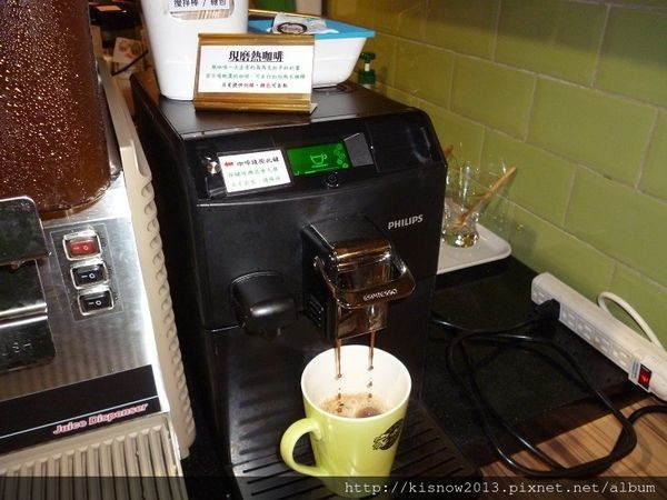 家咖哩23-咖啡機.JPG