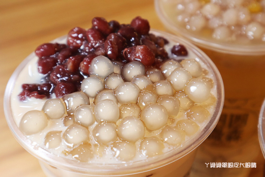 新竹飲料外送推薦圈圈微森！滿滿半杯都是料！還有超吸睛新款飲料提拉米蘇蛋糕奶茶