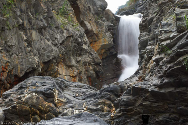 【南投。仁愛】精英瀑布。攔沙壩。野溪溫泉。精英溫泉。塔羅灣溪