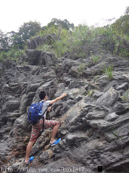 【南投。仁愛】精英瀑布。攔沙壩。野溪溫泉。精英溫泉。塔羅灣溪