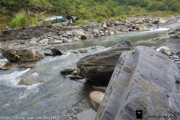 【南投。仁愛】野溪溫泉。精英溫泉。塔羅灣溪。情人吊橋