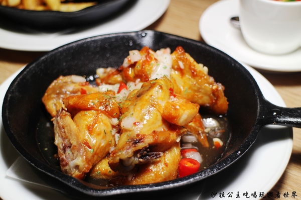 Ethan's Italian：板橋義式餐廳『Ethan's Italian』捷運亞東醫院站／聚餐／包場