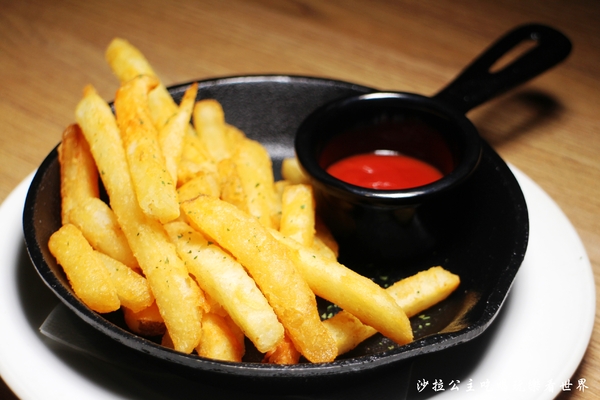 Ethan's Italian：板橋義式餐廳『Ethan's Italian』捷運亞東醫院站／聚餐／包場