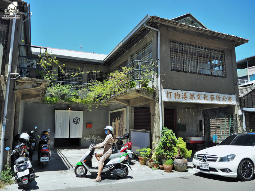 機車租借 租車 wemo 電動車 代步 便利 高雄旅遊