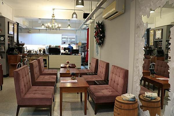 IMG_0303.jpg IMG_0303.jpg