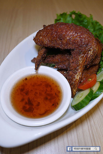 ◆台北士林【MB white coffee士林店】大推!士林必吃南洋風咖啡館。士林星馬料理。士林南洋料理