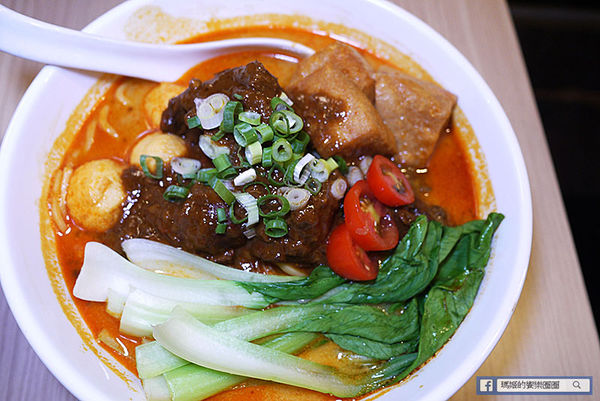 ◆台北士林【MB white coffee士林店】大推!士林必吃南洋風咖啡館。士林星馬料理。士林南洋料理