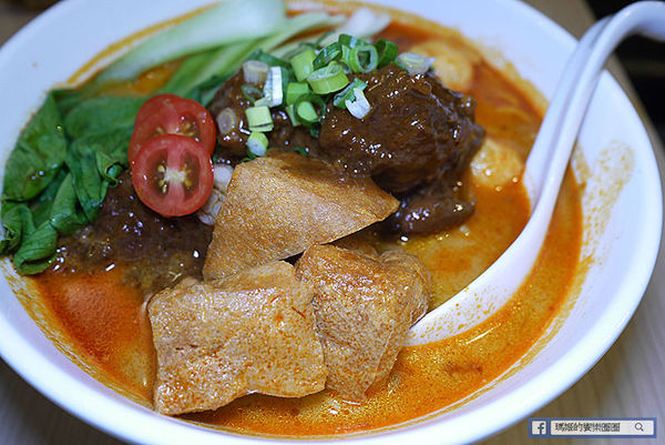 ◆台北士林【MB white coffee士林店】大推!士林必吃南洋風咖啡館。士林星馬料理。士林南洋料理