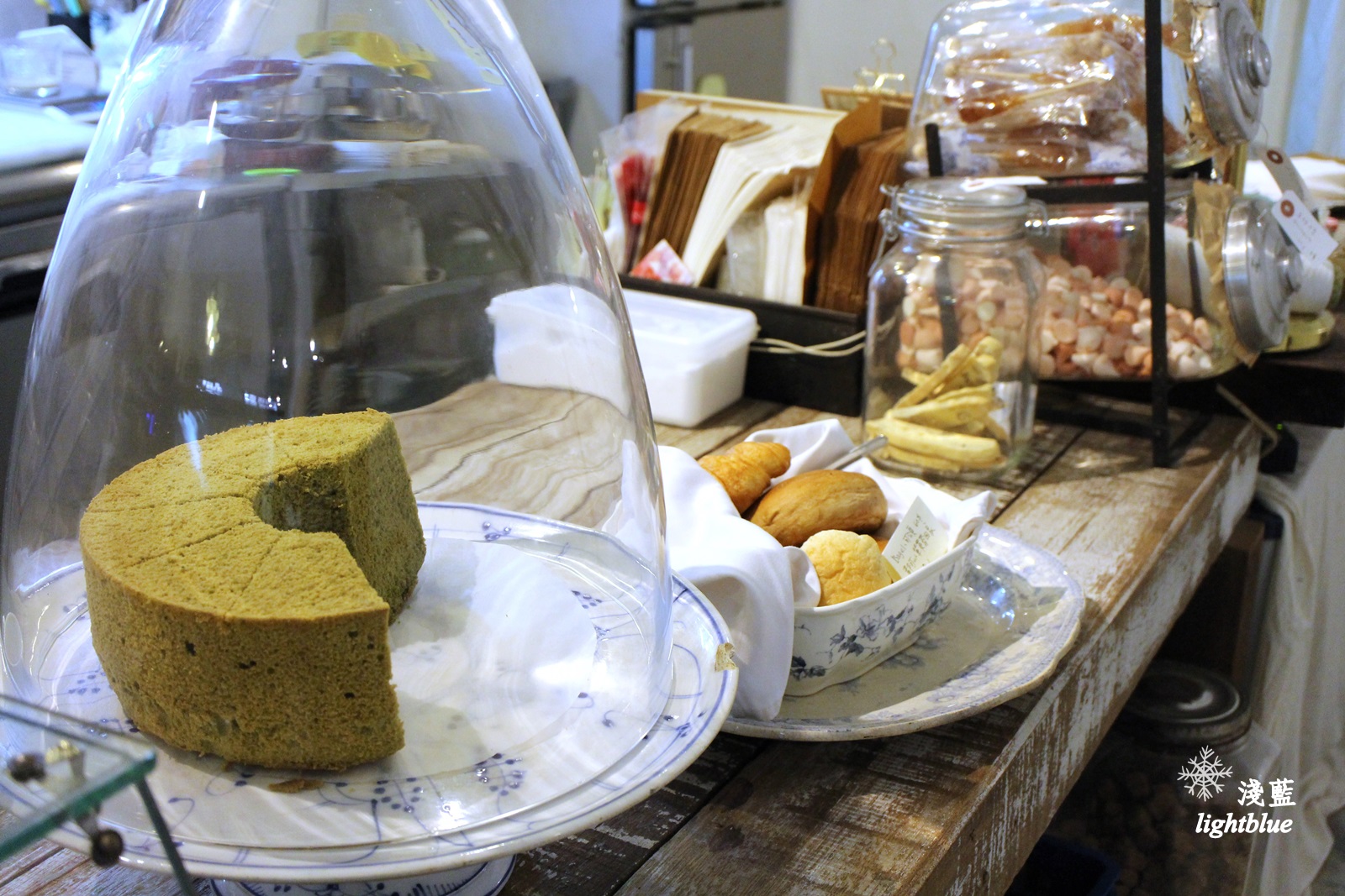 [ 板橋美食 ] 淺藍 × merci creme～老屋甜點，午後的布丁、抹茶小富士與美味可頌