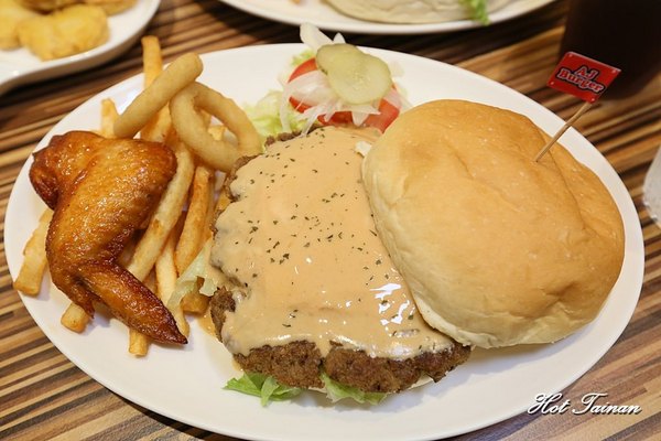 美式餐廳AJ Burger：【台南美食】小清新風格美式漢堡店！大份量親民價格：AJ Burger美式餐廳