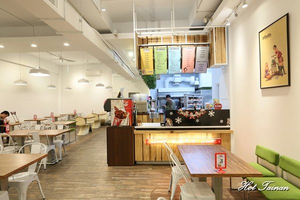 美式餐廳AJ Burger：【台南美食】小清新風格美式漢堡店！大份量親民價格：AJ Burger美式餐廳