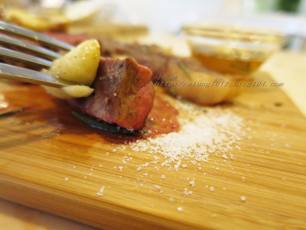 Manniu慢牛 創意牛肉料理:Manniu慢牛 創意牛肉料理 Manniu慢牛 創意牛肉料理:Manniu慢牛 創意牛肉料理