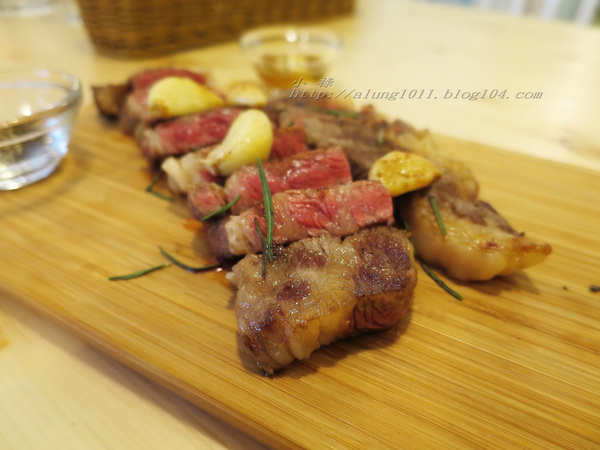 Manniu慢牛 創意牛肉料理:Manniu慢牛 創意牛肉料理 Manniu慢牛 創意牛肉料理:Manniu慢牛 創意牛肉料理