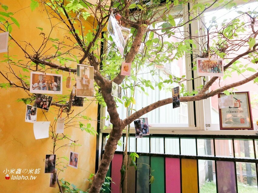 D.G Café 藏在迪化街裡的花園咖啡廳，美得像仙境!!