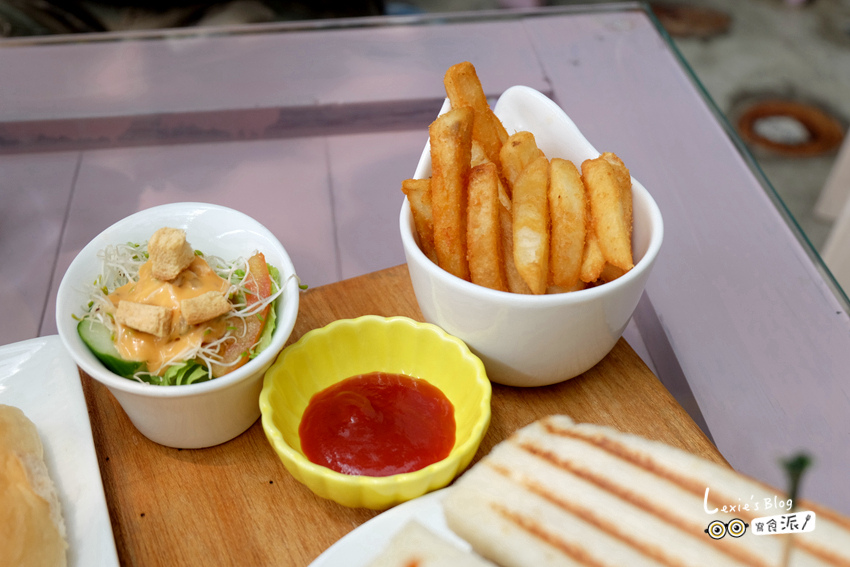 D.G. Café大稻埕迪化街花園咖啡廳044.jpg D.G. Café大稻埕迪化街花園咖啡廳044.jpg