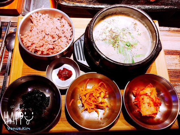 【台北美食】隱藏在東區光復巷內的《咚咚家dondonga韓式豬肉專賣 - 돈돈가》韓式燒烤美食，愛吃肉的你絕對不想錯過！