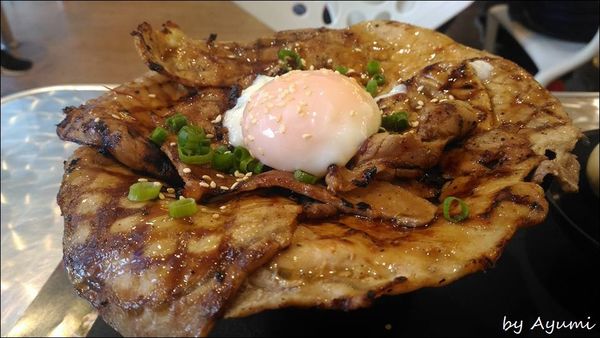 牛角次男坊 Gyu-kaku JinanBou：[食記]高雄漢神巨蛋台灣第一家&牛角次男坊，特別加場史努比場外展！！！！