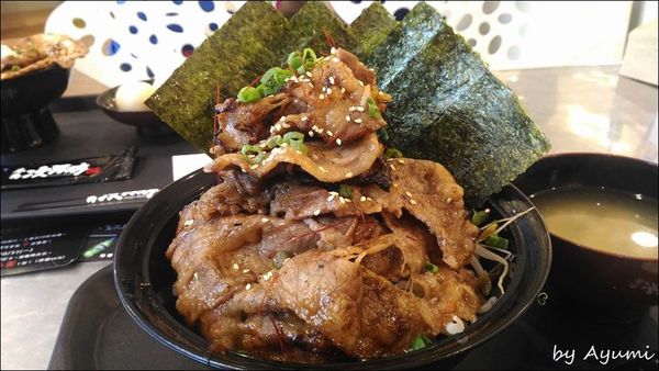 牛角次男坊 Gyu-kaku JinanBou：[食記]高雄漢神巨蛋台灣第一家&牛角次男坊，特別加場史努比場外展！！！！