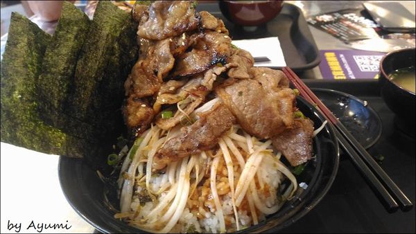 牛角次男坊 Gyu-kaku JinanBou：[食記]高雄漢神巨蛋台灣第一家&牛角次男坊，特別加場史努比場外展！！！！