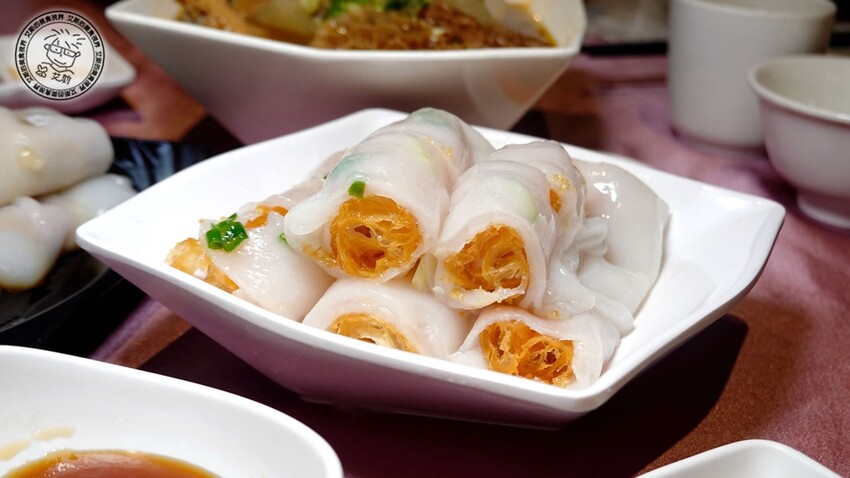 台北市大安區【 大巨蛋美食 】40年老字號港式飲茶google 四千多筆評論還保持4.0的高分．雅苑蝦餃皇、蘿蔔牛雜盅、芋絲炸