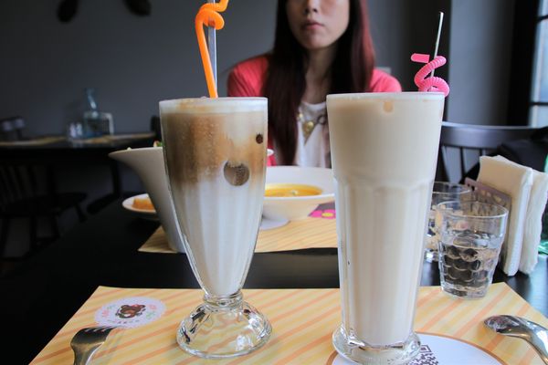 邦妮義饗世界：【桃園龍潭美食】邦妮義饗世界~寵物友善親子餐廳/家庭公司聚餐好地方/美拍花牆/義式精緻料理