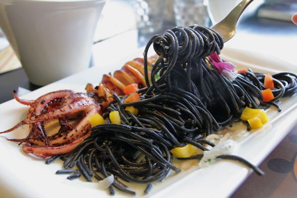 邦妮義饗世界：【桃園龍潭美食】邦妮義饗世界~寵物友善親子餐廳/家庭公司聚餐好地方/美拍花牆/義式精緻料理