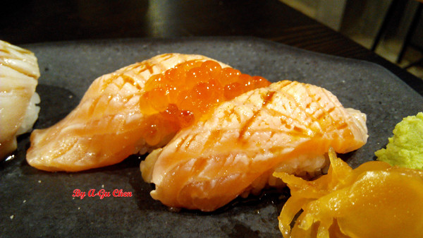 山代目酒藏:【臺南Ω中西區】山代目酒藏。來居酒屋就是要享用新鮮刺身、道地串烤和用料滿滿的丼飯呀! 山代目酒藏:【臺南Ω中西區】山代目酒藏。來居酒屋就是要享用新鮮刺身、道地串烤和用料滿滿的丼飯呀!