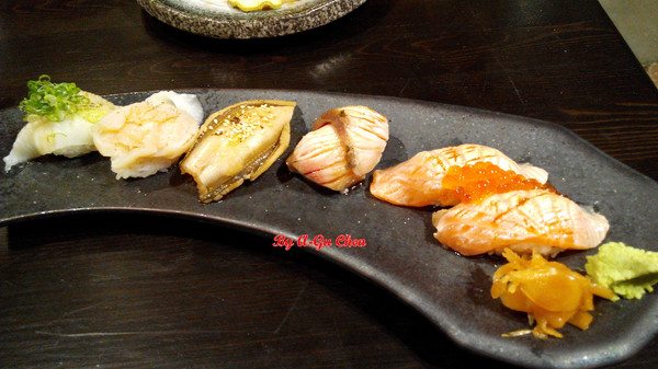 山代目酒藏:【臺南Ω中西區】山代目酒藏。來居酒屋就是要享用新鮮刺身、道地串烤和用料滿滿的丼飯呀! 山代目酒藏:【臺南Ω中西區】山代目酒藏。來居酒屋就是要享用新鮮刺身、道地串烤和用料滿滿的丼飯呀!